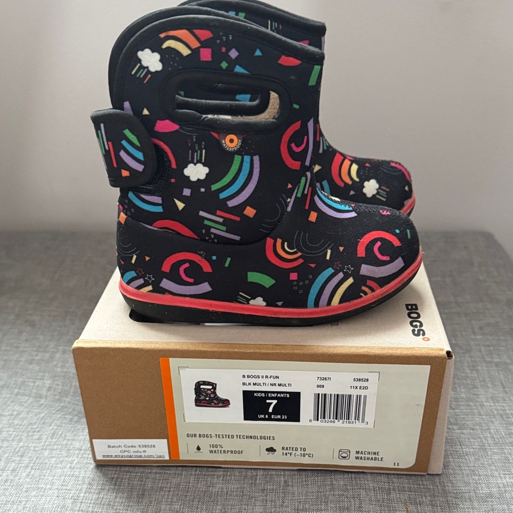 Bogs Kids' Black and Multi-Color Rain Boots